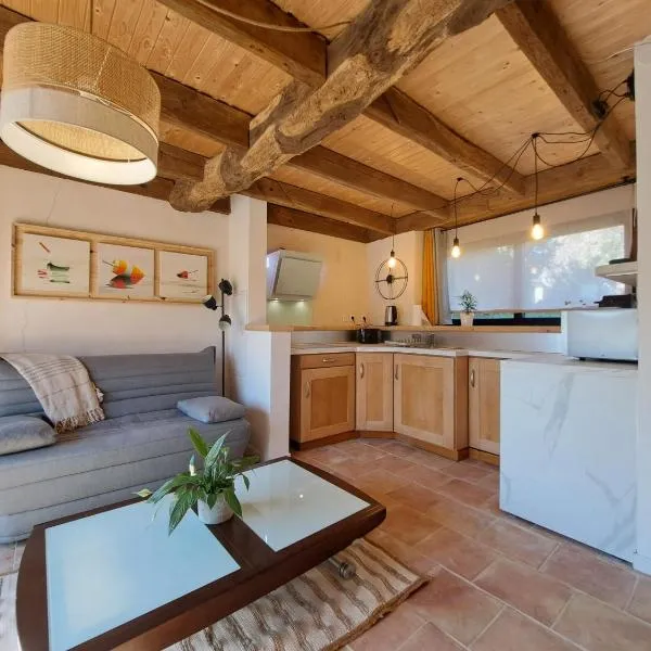 Eco domaine des salamandres, hotel v destinaci Crach