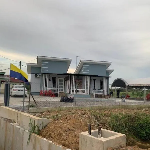 Tiny house by Cg Azizan & Milah, hotel v destinaci Alor Tampang