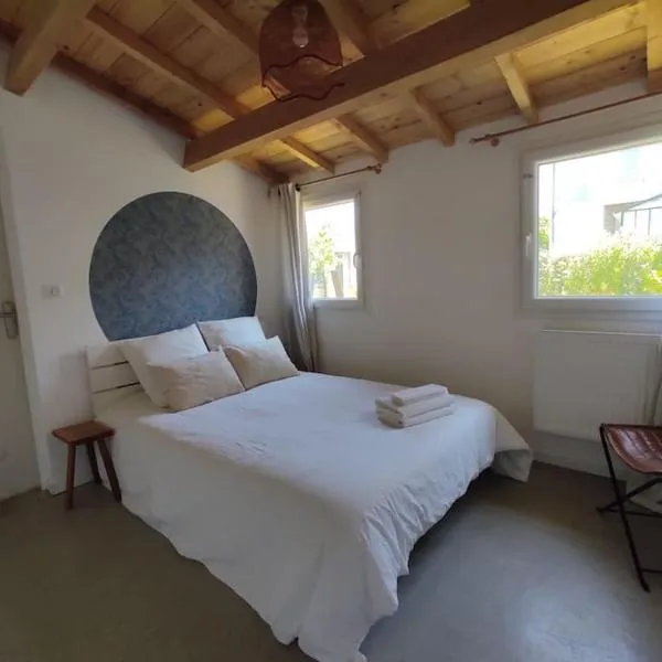 mon cabanon, hôtel à Riom