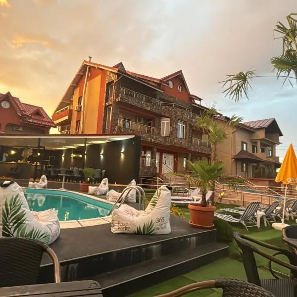 Hypnotic Villa Pitesti、ピテシュティのホテル