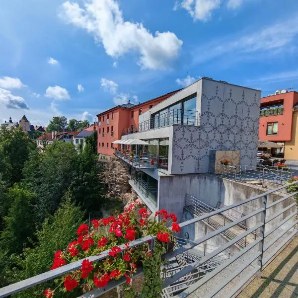 Hotel Rajská zahrada, hotel v Novém Městě nad Metují