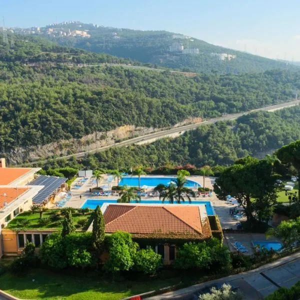 Country Lodge Hotel & Resort Beirut, hotel en Beirut