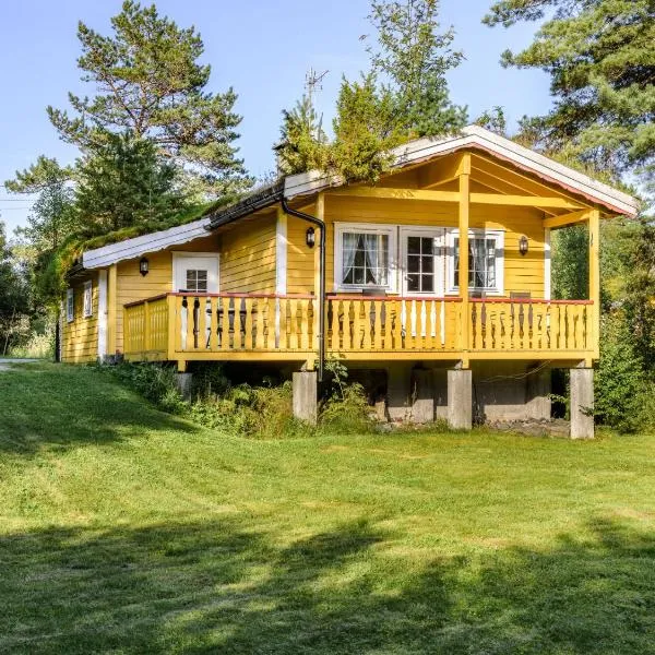 Holiday Home Synnøve by Interhome, hotel v destinaci Gjølanger