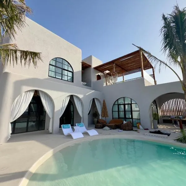 Anara Chalet, hotel Fins városában