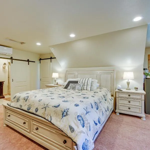 Lakeside Bear Lodge Studio 9 Mi to Bass Lake!, hotel u gradu Bass Lake Annex