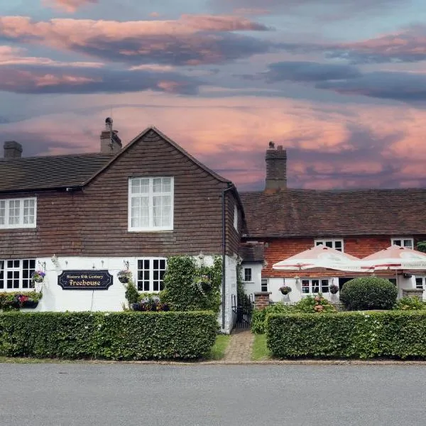 Two Sawyers, hotel a Pett