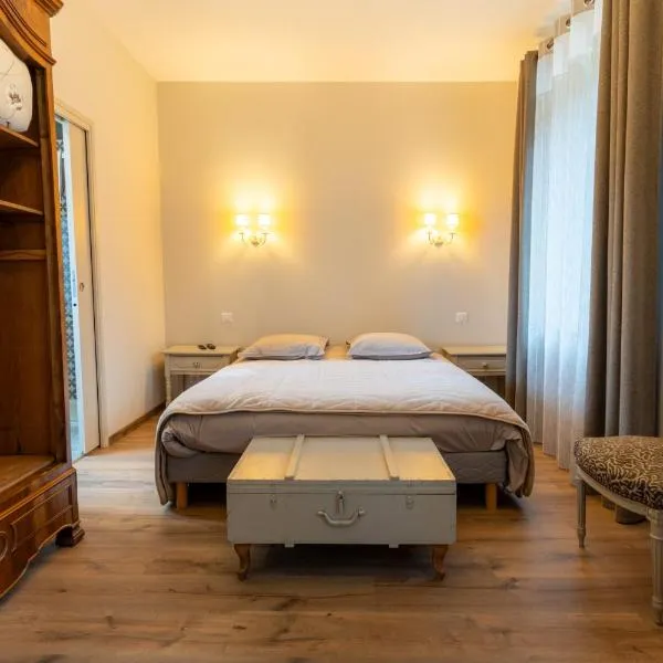 Maison d hôtes L école, hotel v destinaci Tournedoz