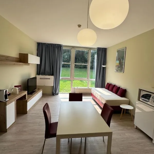 Apartment Borgo 229T, hotel in Ivrea