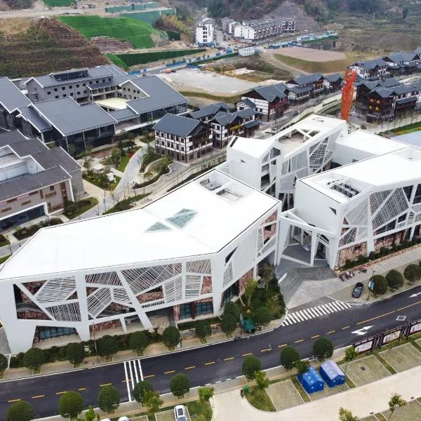 YanYuJian art hotel or Sandstone Painting Handicraft Exchange Gallery Hotel, hotel in Zhangjiajie