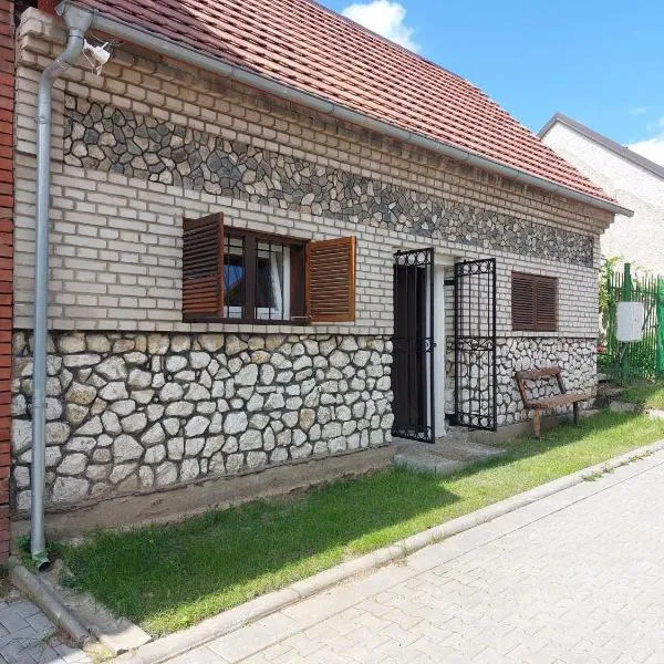 Mikulčice में, होटल Ubytování ve sklepě
