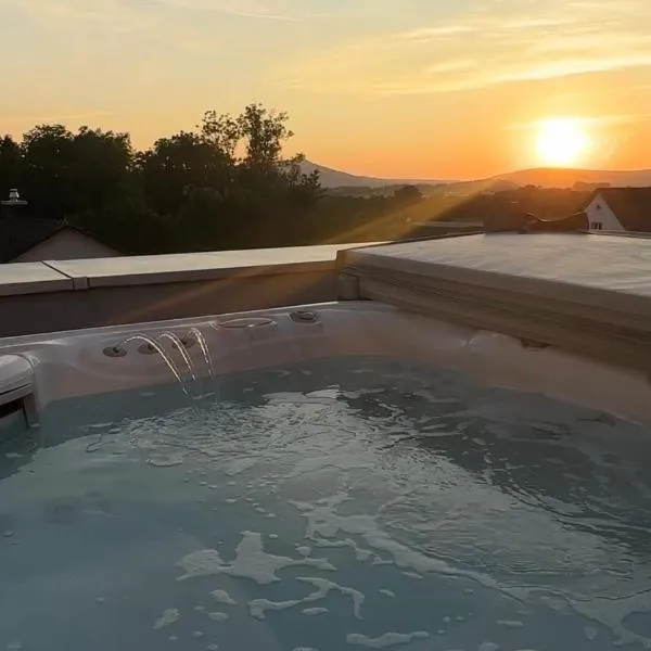 Luxurious Penthouse Apartment, hotel v destinaci Winkel