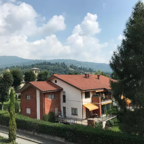 Monolocale a Torre Pellice, hotel in Torre Pellice