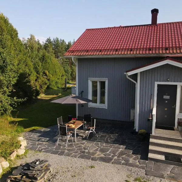 Modern apartment, hotel em Karkku