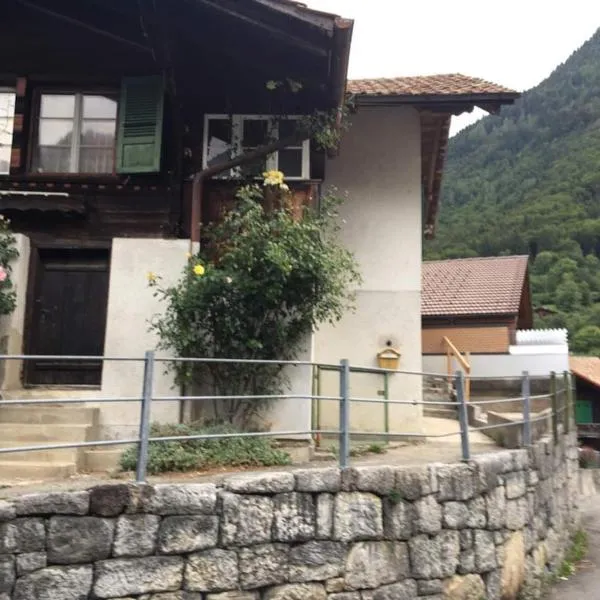 Studio In Alps By Apartments Capricorn, hotel v destinaci Gsteigwiler