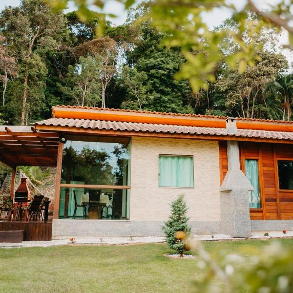 Chalé em Pedra Azul Pet Friendly c Quintal Cercado e Área Gourmet 5min Rota do Lagarto