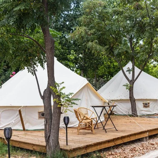 HolaCamp Gandía, hotel em Daimuz