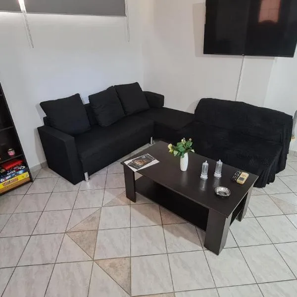 George modern flat near Airport-Expo-Sea, hotell sihtkohas Artemida
