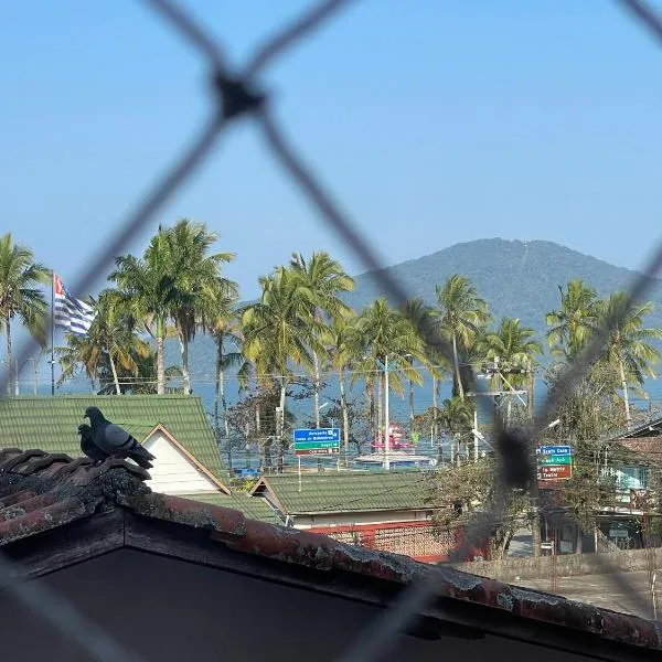 Excelente AP na Orla de Ubatuba, hotel em Ubatuba