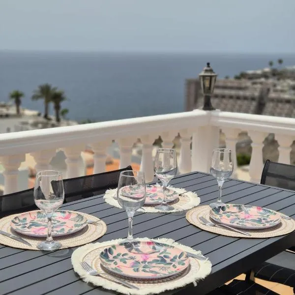 Ocean view sunset terrace - near Anfi del Mar, hotel v destinácii Los Caideros