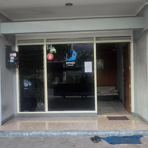 Omajo bedrooms, hotel in Semarang