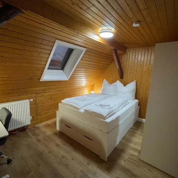 Apisha Apartement 3, hotel a Kirchheim unter Teck