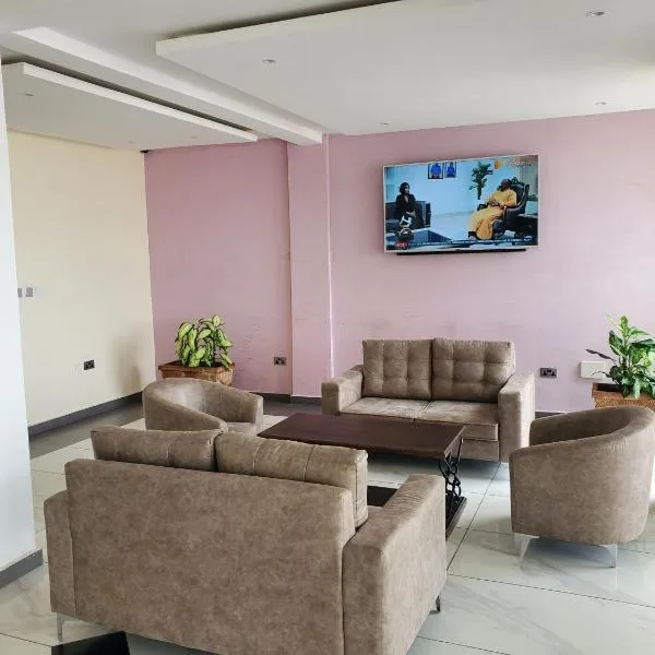 Lagoon Beach Hotel,Keta,Ghana, hotel in Kase