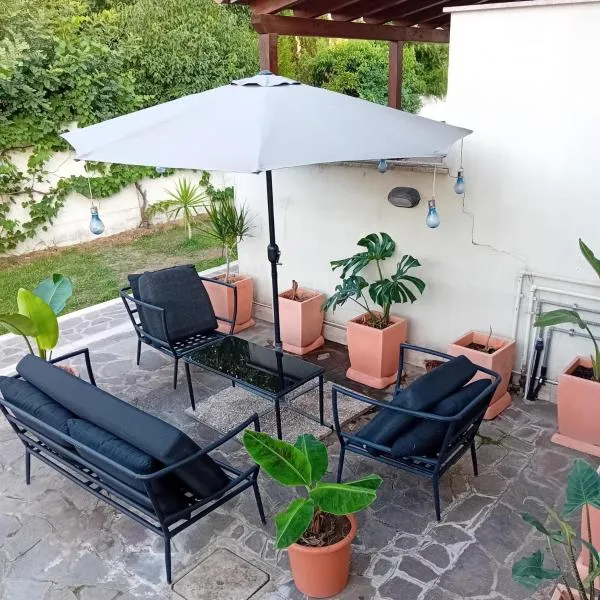 Casa Bibi – hotel w mieście Infernetto