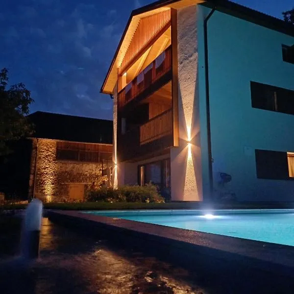 Hofgut Antlas, hotel in Collalbo