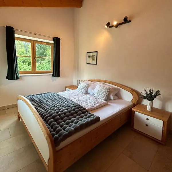 Ferienhaus an der Drau, hotel in Sankt Oswald
