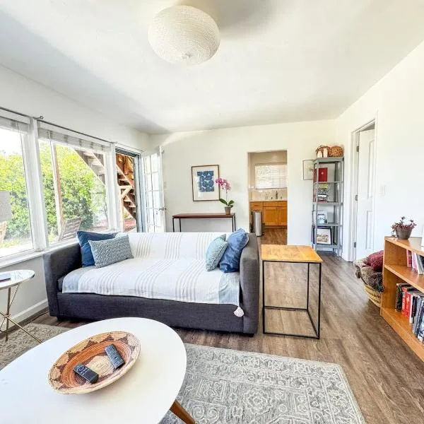 Serene and beautiful hillside retreat, hotel Glendale-ben