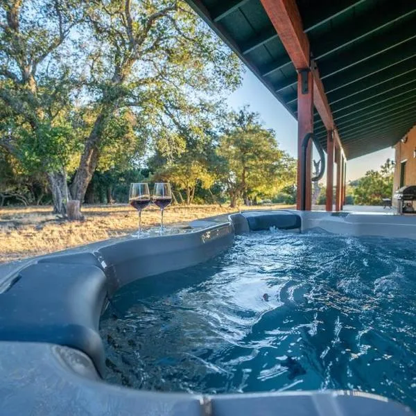 Country Cowboy Hot Tub Hideaway on 20 Acres, hotel v destinaci Borrego Springs
