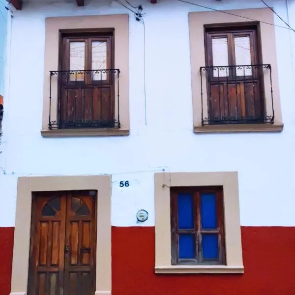 Linda casa azul ubicada en el corazón de Pátzcuaro, hotel v destinaci Pátzcuaro