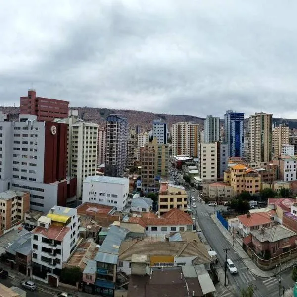 Miraflores departamento céntrico, amplio, hermosas vistas, dúplex 3 dormitorios, hotel v destinaci Chijini