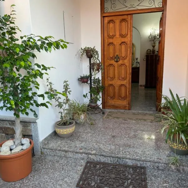 Da Gio, hotel v destinácii Olbia