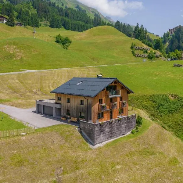 HUS24, hotel v destinaci Schröcken