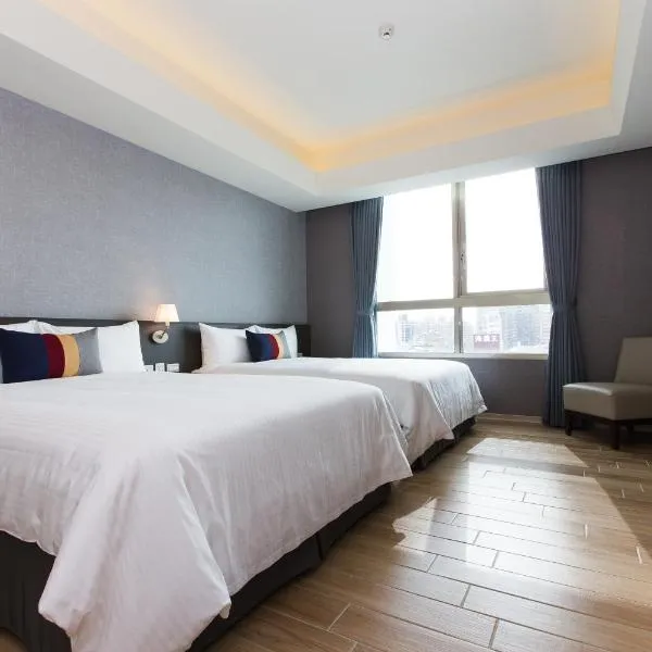 CHECK inn New Taipei LuZhou, hotel v destinaci Taipei