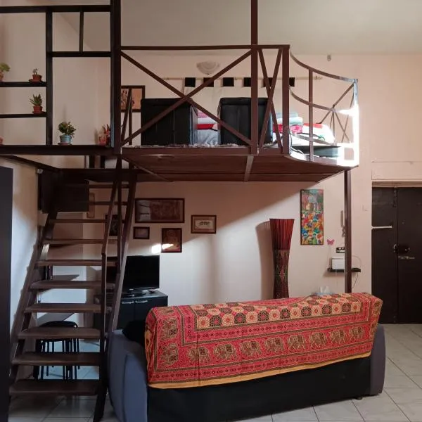 'In My Place' Monolocale soppalcato Open space, hotel a Genzano di Roma