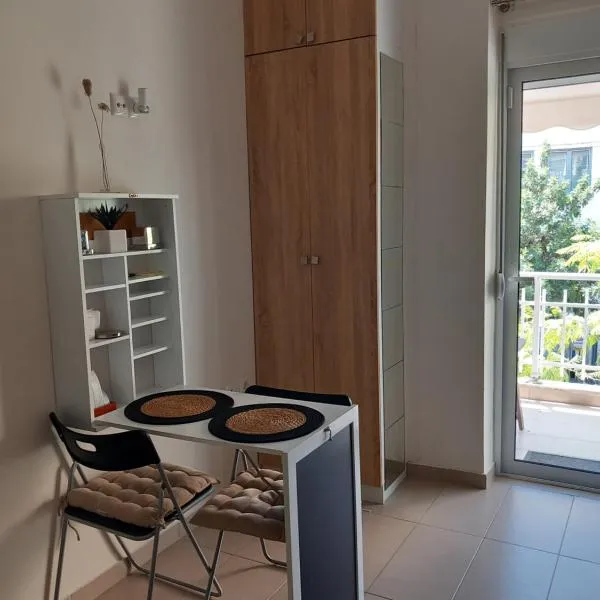 Hra, hotell Loutrakis
