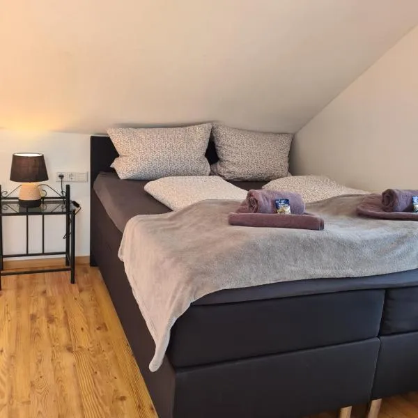 Apartment, Boxspringbett, ruhige Lage, Kassel Nähe, hotel v destinaci Schauenburg