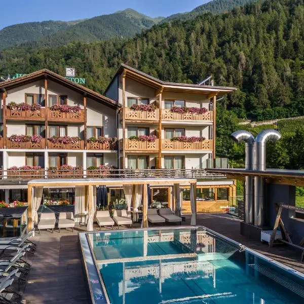 Hotel Ariston Garden & Spa, hotel sa Monclassico