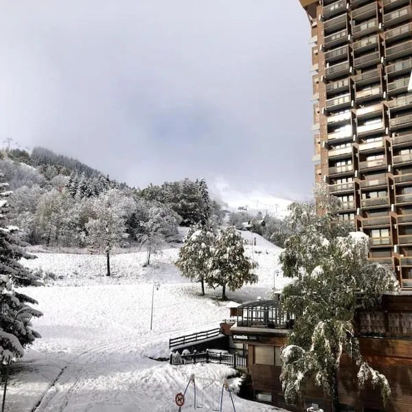 Appartement Station Le Corbier – hotel w mieście Villarembert