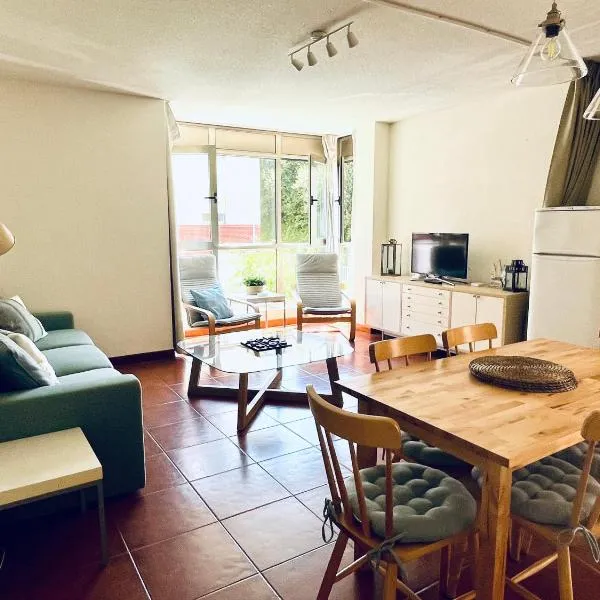 Ideal apartamento al lado de la playa, hotel di San Vicente de la Barquera