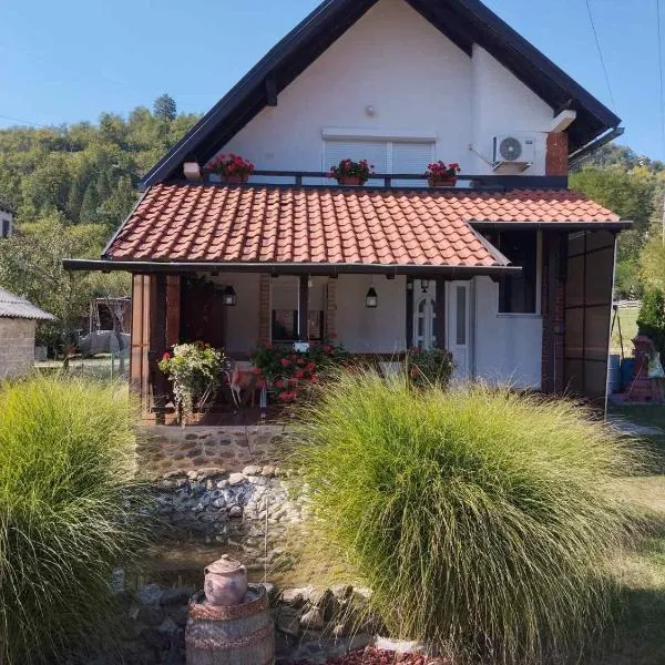 Villa MIR, hótel í Mokra Gora
