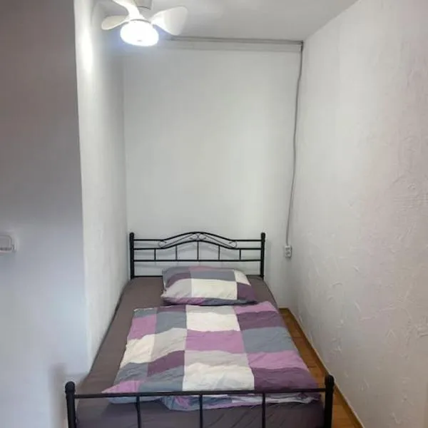Monteurzimmer Knetzgau, hotel v destinaci Knetzgau
