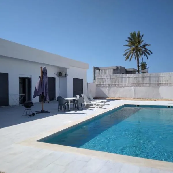 Très belle villa avec piscine, hotel v destinaci Midoun