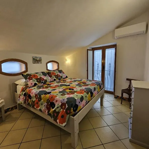 CasaFiore Guest House, hotel v destinaci Vietri