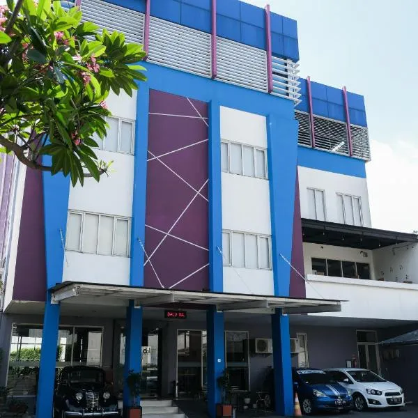 Hotel Dalu, hotel v destinaci Semarang