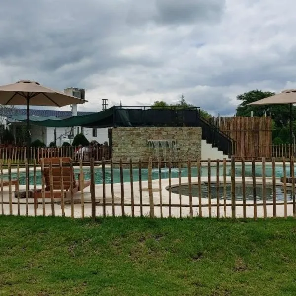 Cabañas Tikal, hotell sihtkohas Campo Quijano