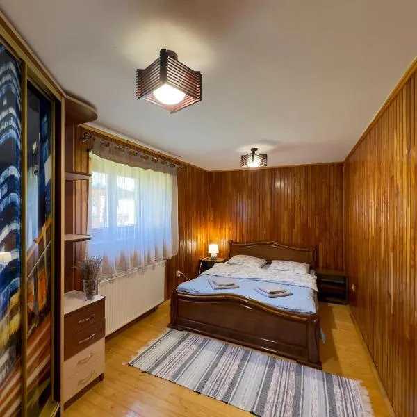 Під Боржавою, hotel v destinaci Volovec