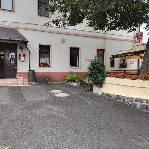 Penzion U Zeleného Stromu, hotel v mestu Telnice